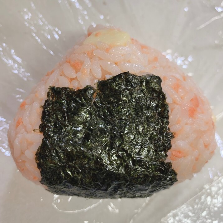 鮭とチーズのおにぎり